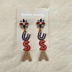 Red, White, and Blue USA rhinestone earrings!